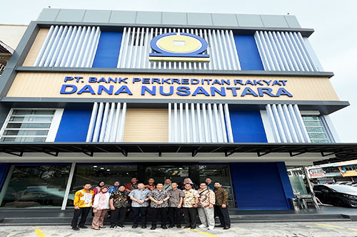 Kunjungan Perbarindo Cirebon ke BPR Dana Nusantara