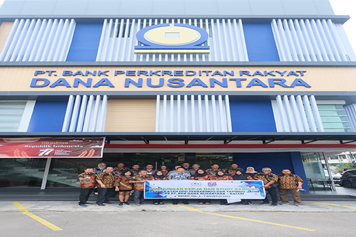 Study Banding Perbarindo dan Yapindo Jawa Timur