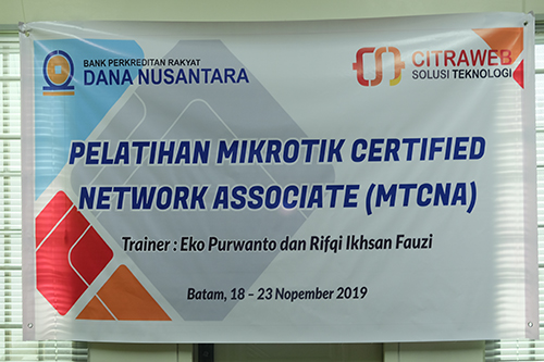 Pelatihan Mikrotik Certified Network Associate (MTCNA)