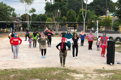 Zumba dan Sosialisasi Tabungan Kavling lama
