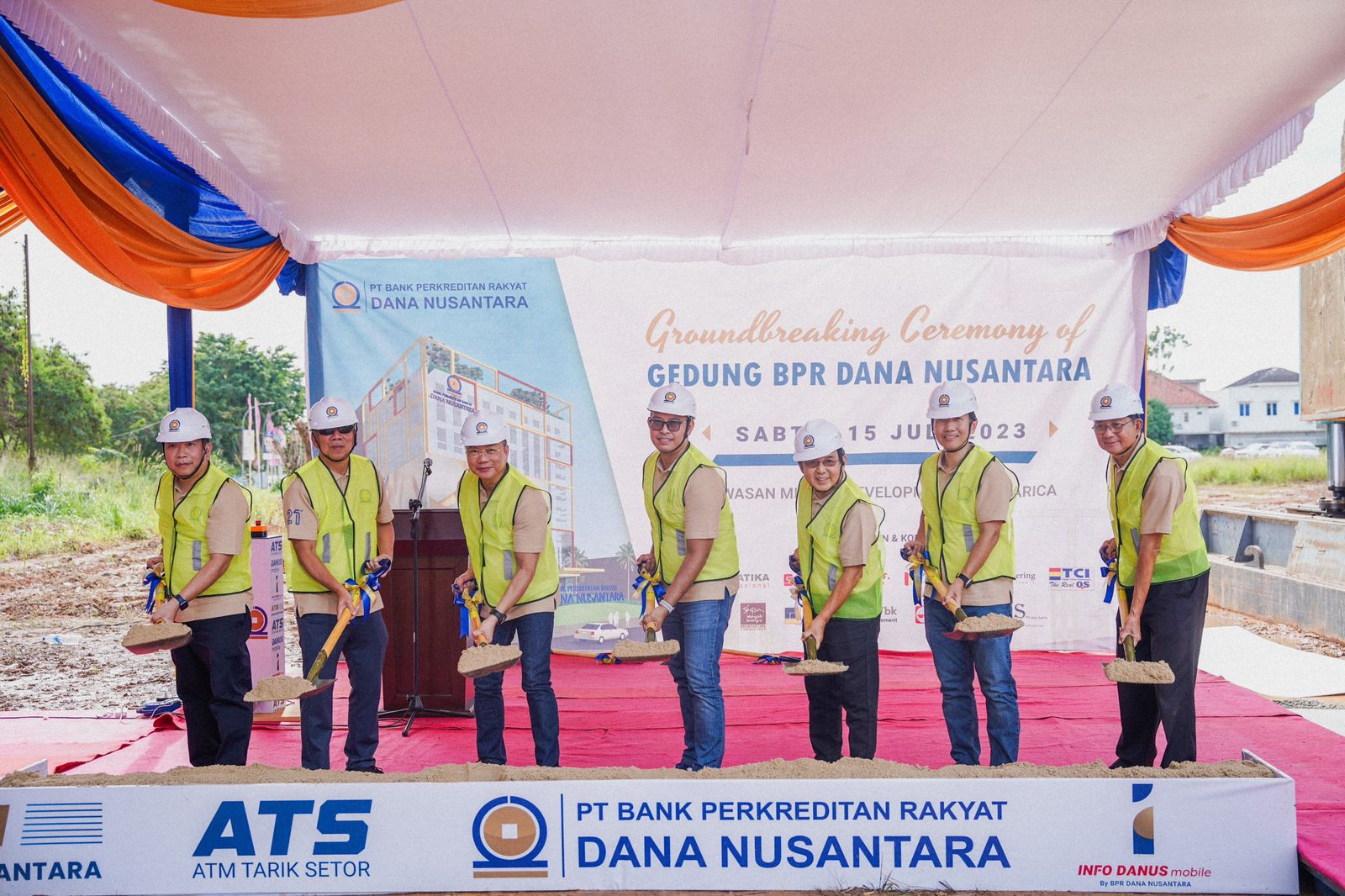 Ground Breaking Ceremony Tandai Dimulainya Pembangunan Gedung BPR Dana Nusantara